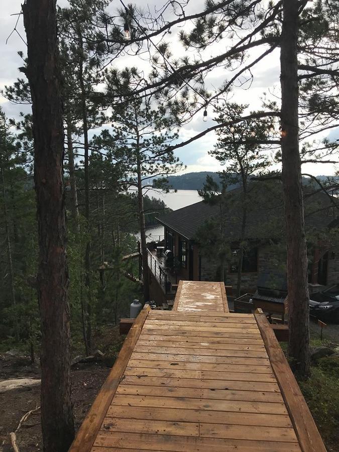 Gite Du Haut Des Arbres Chicoutimi Buitenkant foto